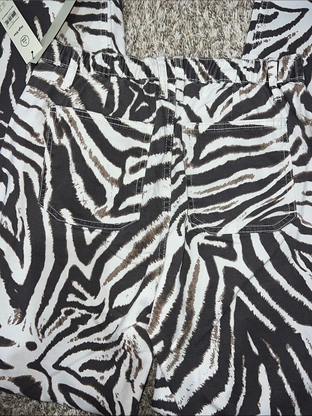NWT! VIRAL Most Comfy EVER! No Boundaries Zebra Print Wide Leg Cargo Pants - Picture 12 of 15